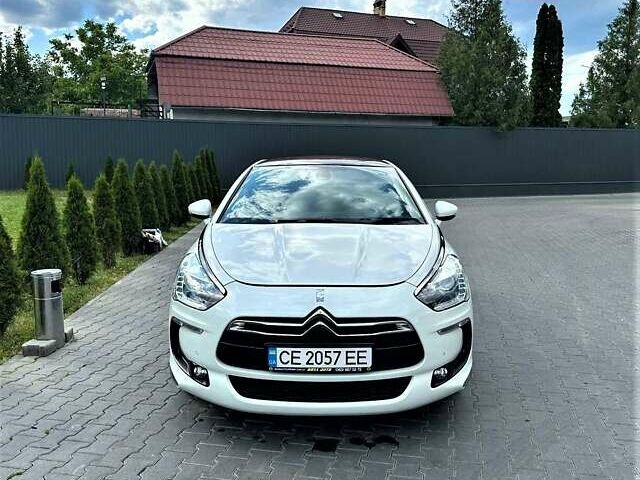 Білий Сітроен ДС5, об'ємом двигуна 2 л та пробігом 202 тис. км за 11750 $, фото 1 на Automoto.ua