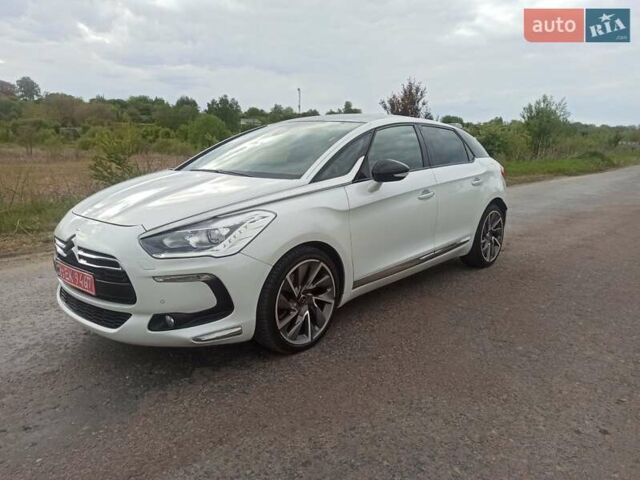 Белый Ситроен ДС5, объемом двигателя 2 л и пробегом 264 тыс. км за 11950 $, фото 13 на Automoto.ua