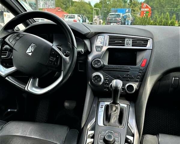 Білий Сітроен ДС5, об'ємом двигуна 2 л та пробігом 202 тис. км за 11750 $, фото 11 на Automoto.ua