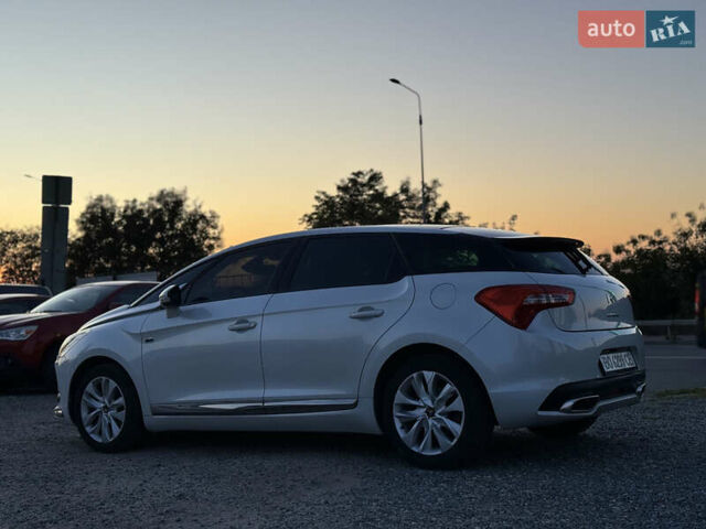 Белый Ситроен ДС5, объемом двигателя 2 л и пробегом 271 тыс. км за 11999 $, фото 20 на Automoto.ua