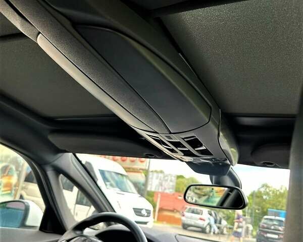 Білий Сітроен ДС5, об'ємом двигуна 2 л та пробігом 202 тис. км за 11750 $, фото 16 на Automoto.ua