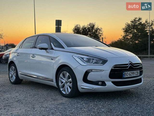 Белый Ситроен ДС5, объемом двигателя 2 л и пробегом 271 тыс. км за 11999 $, фото 34 на Automoto.ua