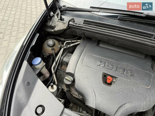 Чорний Сітроен ДС5, об'ємом двигуна 2 л та пробігом 209 тис. км за 11950 $, фото 73 на Automoto.ua