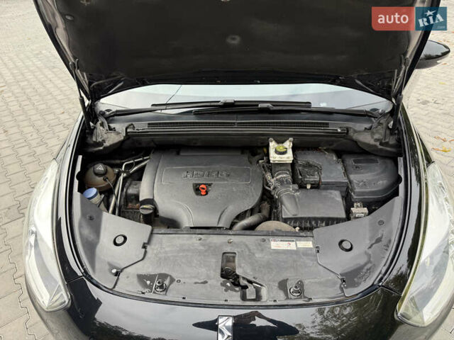 Чорний Сітроен ДС5, об'ємом двигуна 2 л та пробігом 209 тис. км за 11950 $, фото 70 на Automoto.ua