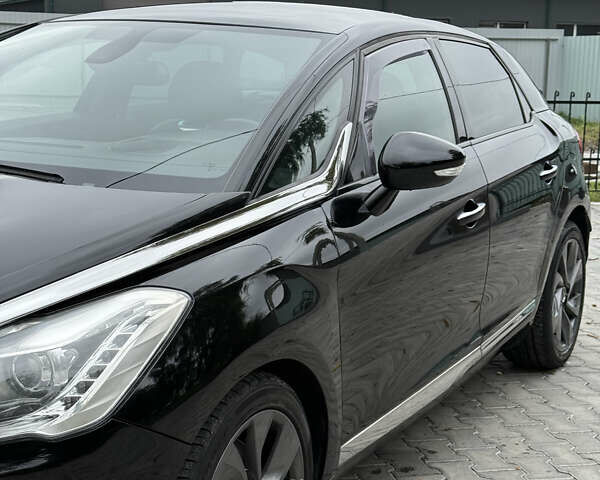 Чорний Сітроен ДС5, об'ємом двигуна 2 л та пробігом 209 тис. км за 11950 $, фото 5 на Automoto.ua