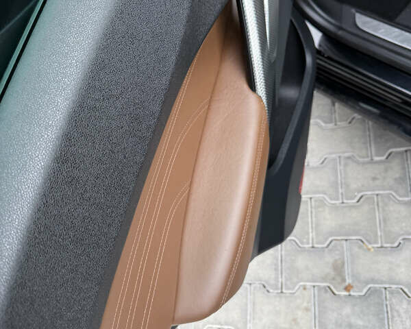 Чорний Сітроен ДС5, об'ємом двигуна 2 л та пробігом 209 тис. км за 11950 $, фото 43 на Automoto.ua