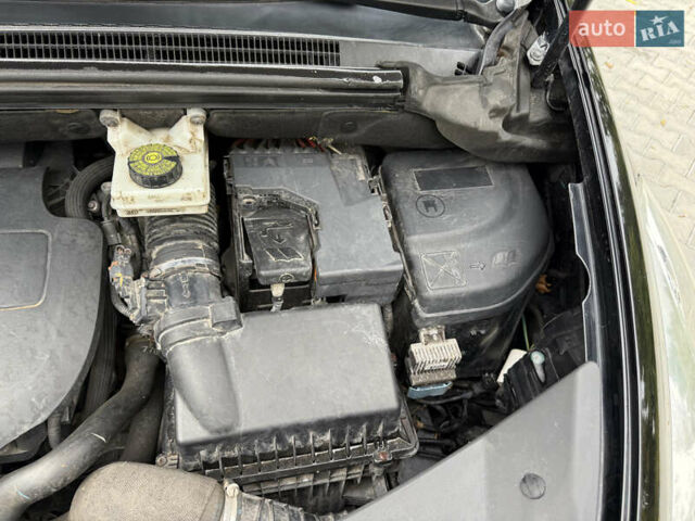 Чорний Сітроен ДС5, об'ємом двигуна 2 л та пробігом 209 тис. км за 11950 $, фото 72 на Automoto.ua