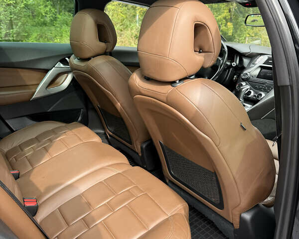 Чорний Сітроен ДС5, об'ємом двигуна 2 л та пробігом 209 тис. км за 11950 $, фото 61 на Automoto.ua