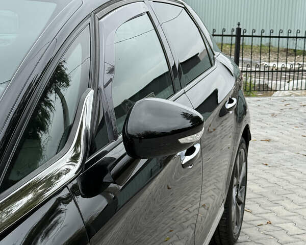 Чорний Сітроен ДС5, об'ємом двигуна 2 л та пробігом 209 тис. км за 11950 $, фото 4 на Automoto.ua