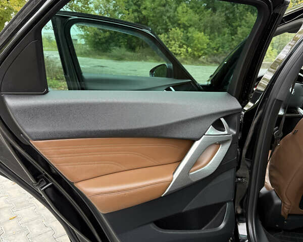 Чорний Сітроен ДС5, об'ємом двигуна 2 л та пробігом 209 тис. км за 11950 $, фото 42 на Automoto.ua