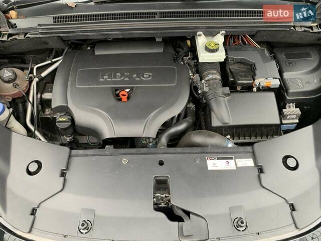 Черный Ситроен ДС5, объемом двигателя 2 л и пробегом 230 тыс. км за 11799 $, фото 63 на Automoto.ua