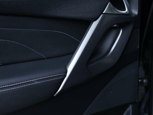 Черный Ситроен ДС5, объемом двигателя 2 л и пробегом 195 тыс. км за 10900 $, фото 50 на Automoto.ua
