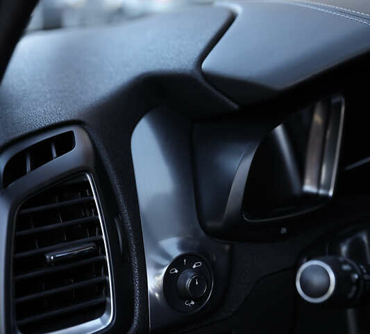 Черный Ситроен ДС5, объемом двигателя 2 л и пробегом 195 тыс. км за 11700 $, фото 42 на Automoto.ua