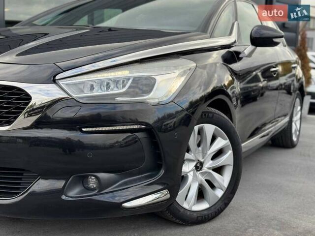 Сітроен ДС5 2016 у Рівному на Automoto.ua Чорний Сітроен ДС5, об'ємом двигуна 2 л та пробігом 182 тис. км за 17900 $, фото 3 на Automoto.ua