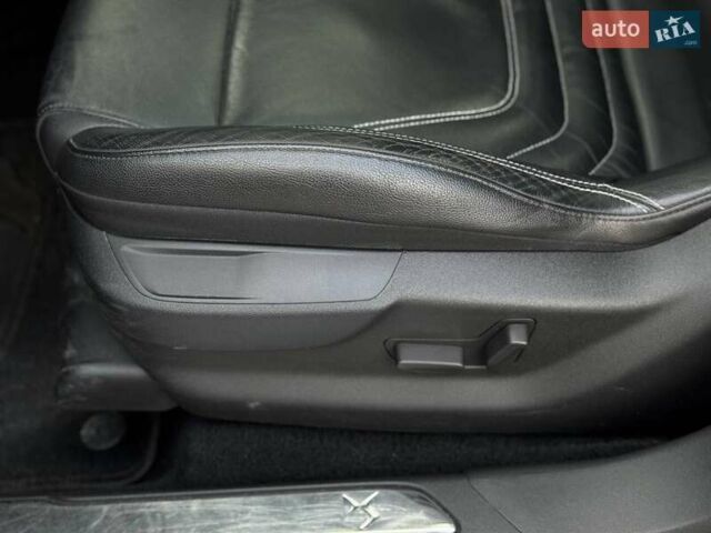 Сітроен ДС5 2016 у Рівному на Automoto.ua Чорний Сітроен ДС5, об'ємом двигуна 2 л та пробігом 182 тис. км за 17900 $, фото 34 на Automoto.ua