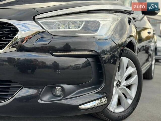 Сітроен ДС5 2016 у Рівному на Automoto.ua Чорний Сітроен ДС5, об'ємом двигуна 2 л та пробігом 182 тис. км за 17900 $, фото 5 на Automoto.ua