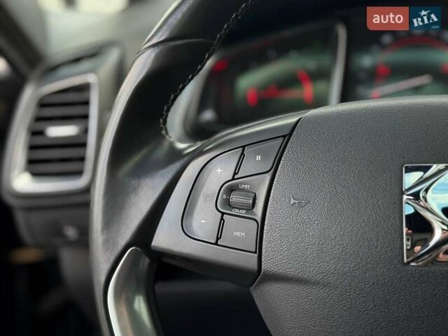 Сітроен ДС5 2016 у Рівному на Automoto.ua Чорний Сітроен ДС5, об'ємом двигуна 2 л та пробігом 182 тис. км за 17900 $, фото 40 на Automoto.ua