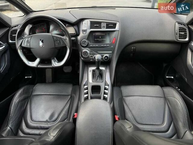 Сітроен ДС5 2016 у Рівному на Automoto.ua Чорний Сітроен ДС5, об'ємом двигуна 2 л та пробігом 182 тис. км за 17900 $, фото 61 на Automoto.ua