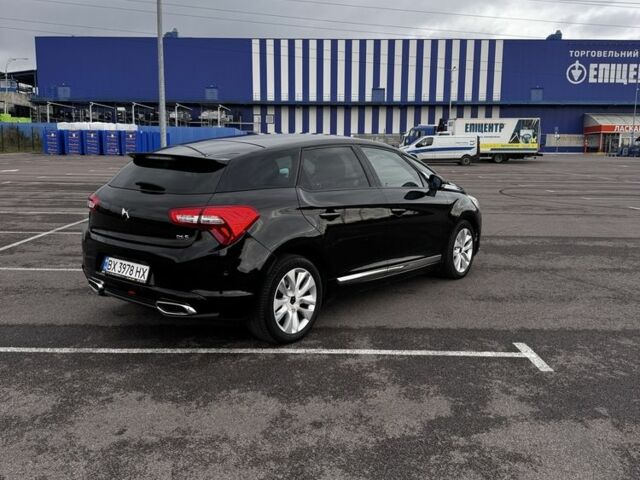 Черный Ситроен ДС5, объемом двигателя 2 л и пробегом 182 тыс. км за 16700 $, фото 3 на Automoto.ua