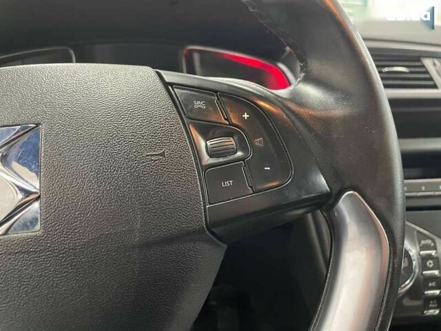 Сітроен ДС5, об'ємом двигуна 1.6 л та пробігом 189 тис. км за 8690 $, фото 22 на Automoto.ua