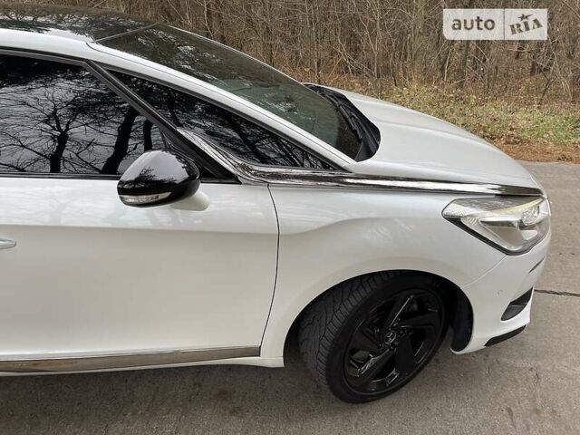 Сітроен ДС5, об'ємом двигуна 2 л та пробігом 245 тис. км за 17300 $, фото 12 на Automoto.ua