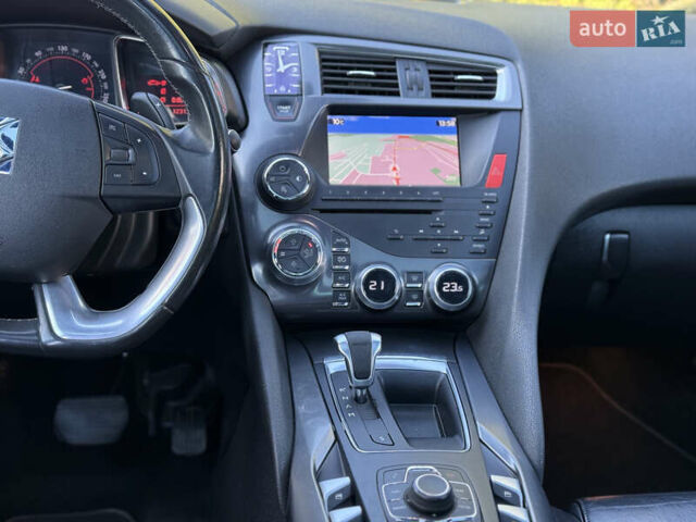 Серый Ситроен ДС5, объемом двигателя 1.6 л и пробегом 212 тыс. км за 10900 $, фото 28 на Automoto.ua