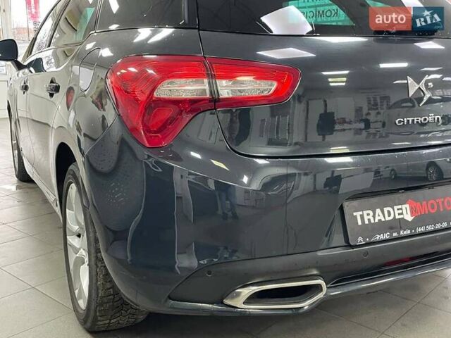 Сірий Сітроен ДС5, об'ємом двигуна 1.6 л та пробігом 189 тис. км за 8990 $, фото 11 на Automoto.ua