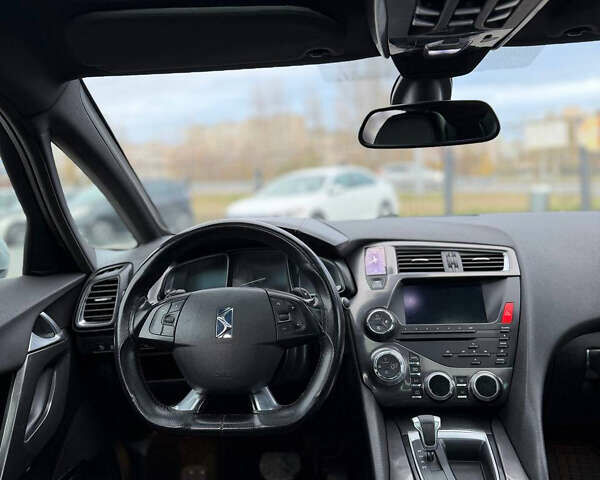 Серый Ситроен ДС5, объемом двигателя 1.56 л и пробегом 308 тыс. км за 7300 $, фото 8 на Automoto.ua