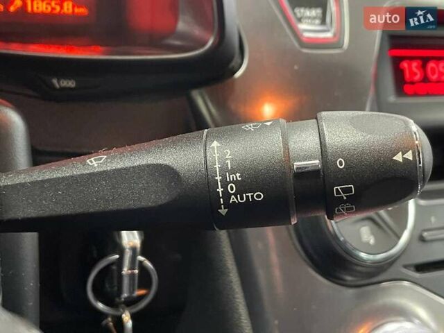 Сірий Сітроен ДС5, об'ємом двигуна 1.6 л та пробігом 189 тис. км за 8990 $, фото 36 на Automoto.ua