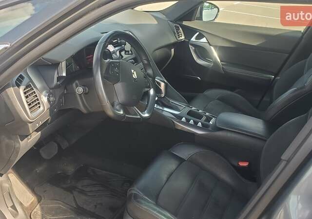 Сірий Сітроен ДС5, об'ємом двигуна 1.6 л та пробігом 144 тис. км за 12800 $, фото 5 на Automoto.ua