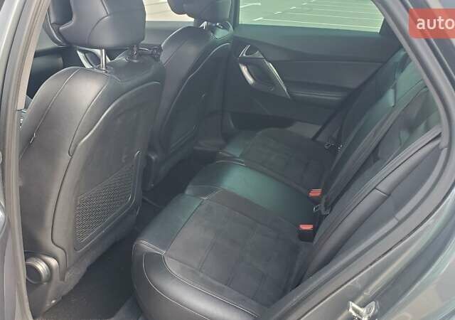 Сірий Сітроен ДС5, об'ємом двигуна 1.6 л та пробігом 144 тис. км за 12800 $, фото 4 на Automoto.ua