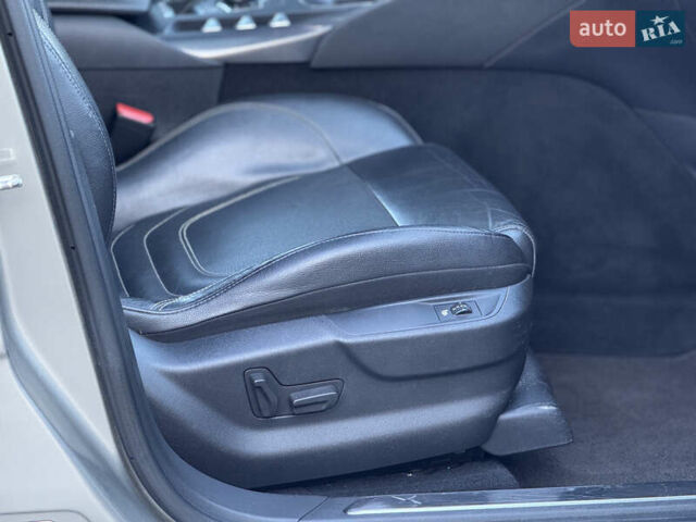 Серый Ситроен ДС5, объемом двигателя 1.6 л и пробегом 212 тыс. км за 10900 $, фото 14 на Automoto.ua