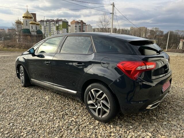 Серый Ситроен ДС5, объемом двигателя 1.6 л и пробегом 239 тыс. км за 10000 $, фото 4 на Automoto.ua