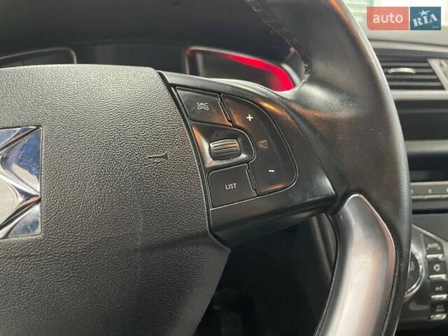 Серый Ситроен ДС5, объемом двигателя 1.6 л и пробегом 189 тыс. км за 8990 $, фото 22 на Automoto.ua