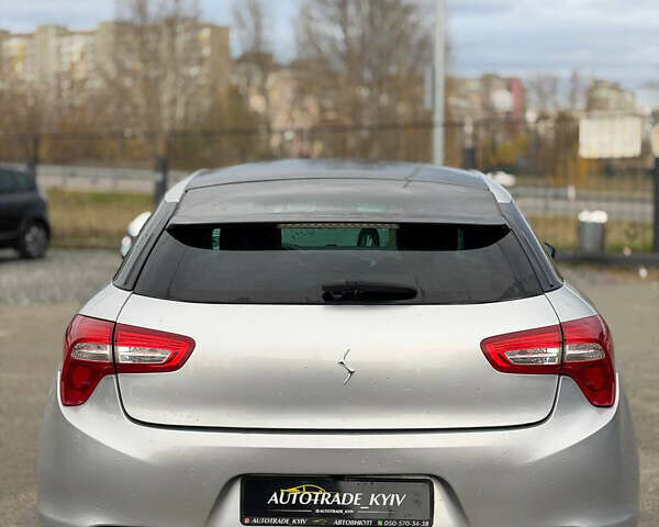 Ситроен ДС5 2012 в Киеве на Automoto.ua Серый Ситроен ДС5, объемом двигателя 1.56 л и пробегом 308 тыс. км за 7300 $, фото 4 на Automoto.ua