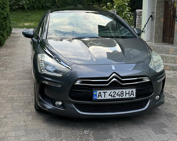 Серый Ситроен ДС5, объемом двигателя 2 л и пробегом 260 тыс. км за 9800 $, фото 7 на Automoto.ua