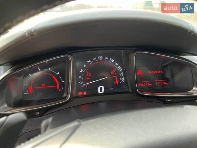 Серый Ситроен ДС5, объемом двигателя 1.6 л и пробегом 239 тыс. км за 9950 $, фото 14 на Automoto.ua