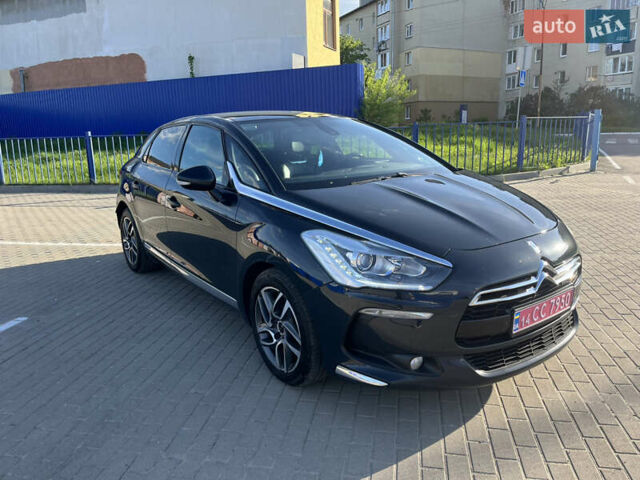 Серый Ситроен ДС5, объемом двигателя 1.6 л и пробегом 239 тыс. км за 9950 $, фото 4 на Automoto.ua