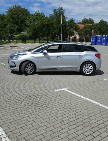 Сірий Сітроен ДС5, об'ємом двигуна 2 л та пробігом 177 тис. км за 11999 $, фото 7 на Automoto.ua