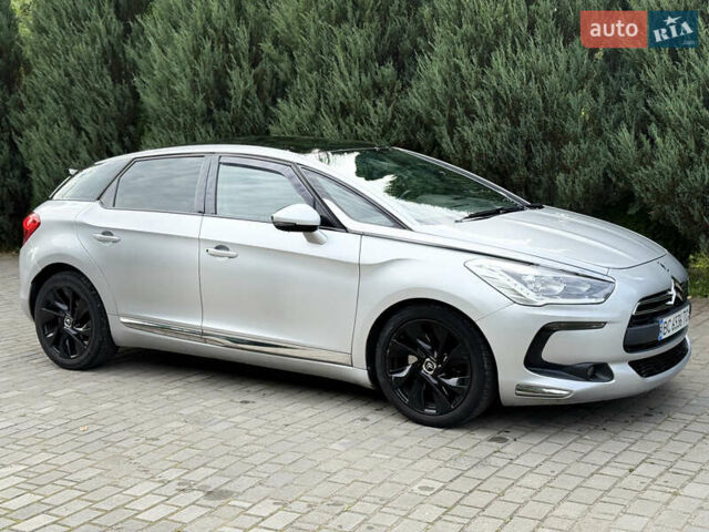 Серый Ситроен ДС5, объемом двигателя 2 л и пробегом 141 тыс. км за 11300 $, фото 1 на Automoto.ua