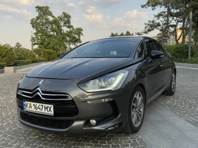 Серый Ситроен ДС5, объемом двигателя 2 л и пробегом 189 тыс. км за 6900 $, фото 7 на Automoto.ua