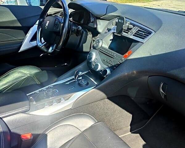 Сірий Сітроен ДС5, об'ємом двигуна 2 л та пробігом 173 тис. км за 12500 $, фото 2 на Automoto.ua