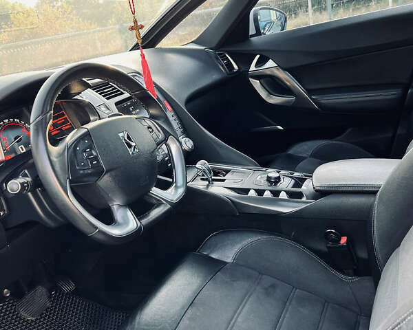 Серый Ситроен ДС5, объемом двигателя 1.56 л и пробегом 209 тыс. км за 10500 $, фото 7 на Automoto.ua