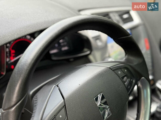 Серый Ситроен ДС5, объемом двигателя 2 л и пробегом 141 тыс. км за 11300 $, фото 24 на Automoto.ua