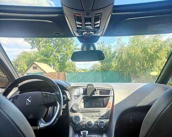 Сірий Сітроен ДС5, об'ємом двигуна 2 л та пробігом 173 тис. км за 12500 $, фото 5 на Automoto.ua