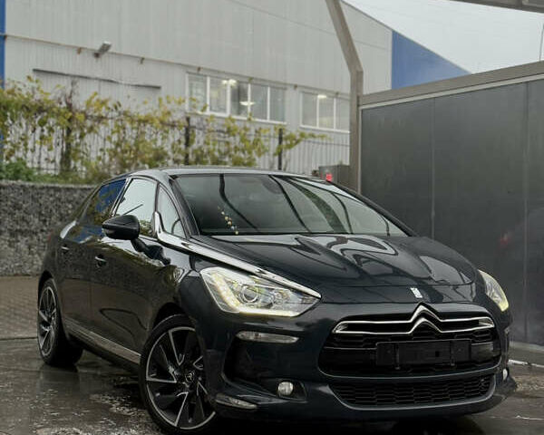 Ситроен ДС5 2014 в Житомире на Automoto.ua Серый Ситроен ДС5, объемом двигателя 1.6 л и пробегом 196 тыс. км за 11800 $, фото 7 на Automoto.ua