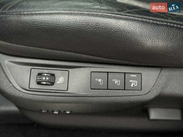 Серый Ситроен ДС5, объемом двигателя 2 л и пробегом 232 тыс. км за 13999 $, фото 6 на Automoto.ua