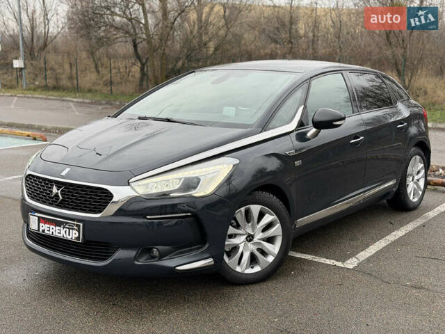 Серый Ситроен ДС5, объемом двигателя 2 л и пробегом 232 тыс. км за 13999 $, фото 1 на Automoto.ua