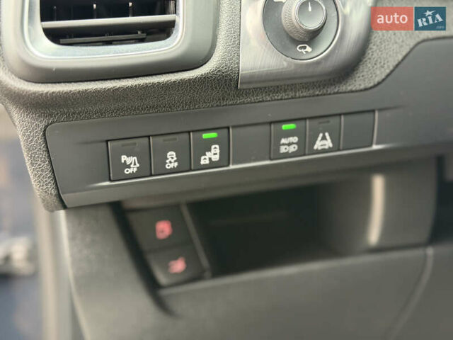 Серый Ситроен ДС5, объемом двигателя 2 л и пробегом 232 тыс. км за 13999 $, фото 5 на Automoto.ua