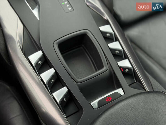 Серый Ситроен ДС5, объемом двигателя 2 л и пробегом 232 тыс. км за 13999 $, фото 11 на Automoto.ua